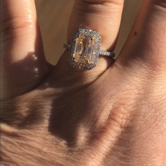 YELLOW DIAMOND RING!!! - Picture 2 of 5